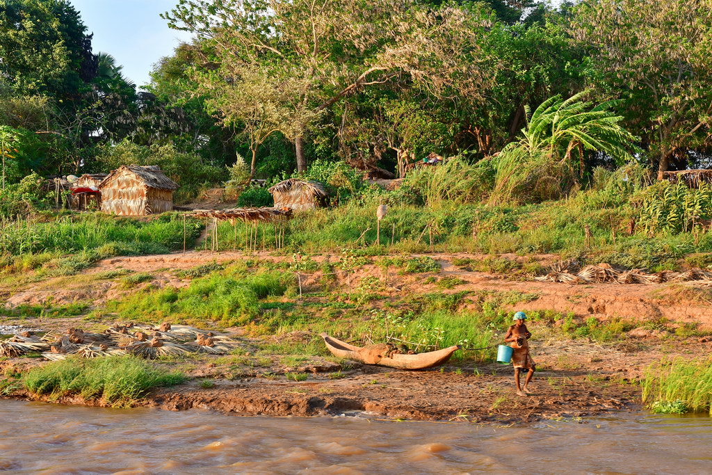 Tsiribihina River Descent